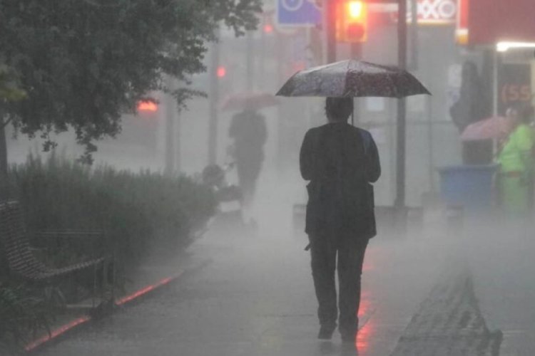 Activan alerta amarilla en CDMX por fuertes lluvias