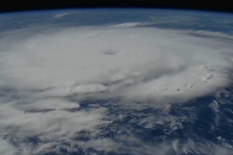 Huracán Beryl alcanza Categoría 5 y tocaría tierras mexicanas en próximos días