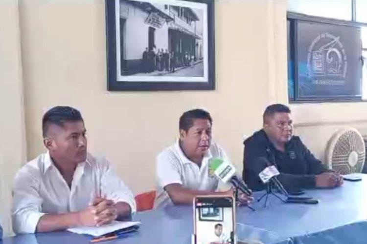 Anuncian paro laboral maestros de la UIEG en sus tres sedes