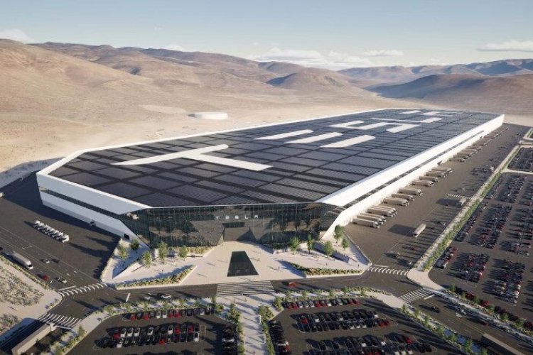 Elon Musk pausa planta de Tesla en Monterrey