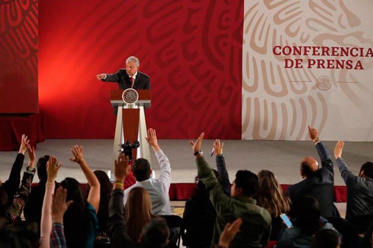 TEPJF ratifica que AMLO violó ley por enaltecer a Sheinbaum en conferencias mañaneras