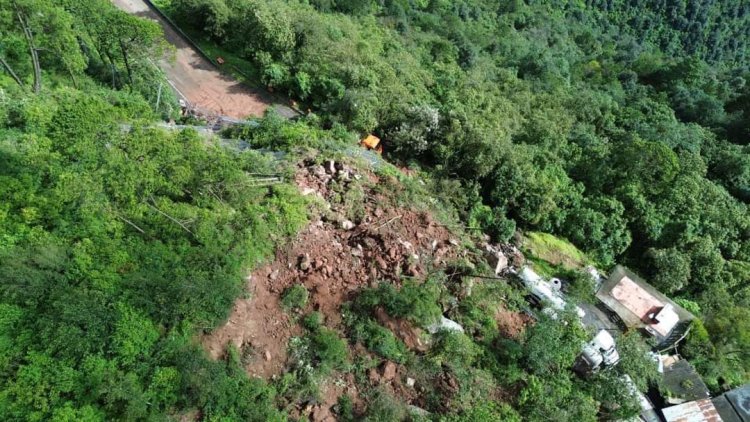 Declaran emergencia técnica por derrumbe en autopista Acatzingo-Ciudad Mendoza