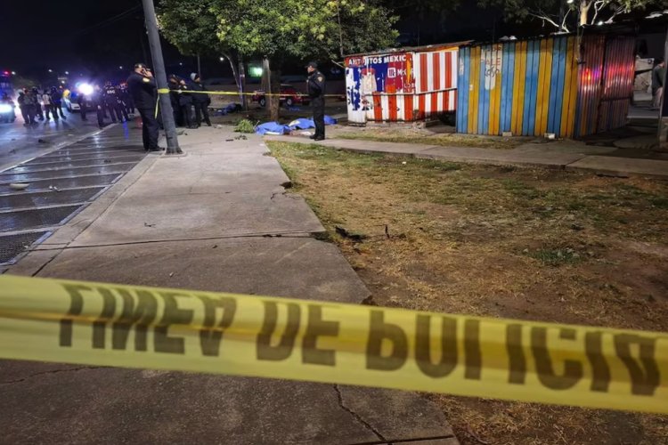 Conductor atropella y mata a cuatro personas en calzada Ignacio Zaragoza