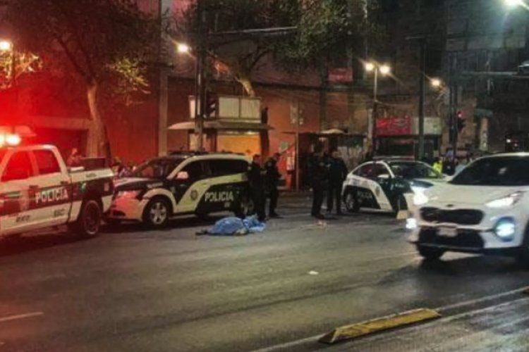Hombre muere tras ser atropellado a un costado de Bellas Artes