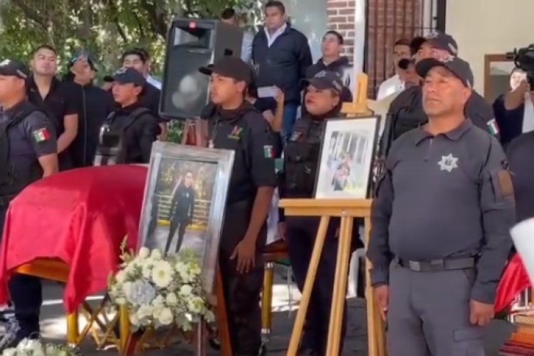 Rinden homenaje a los tres policías de Malinalco que perdieron la vida en una emboscada