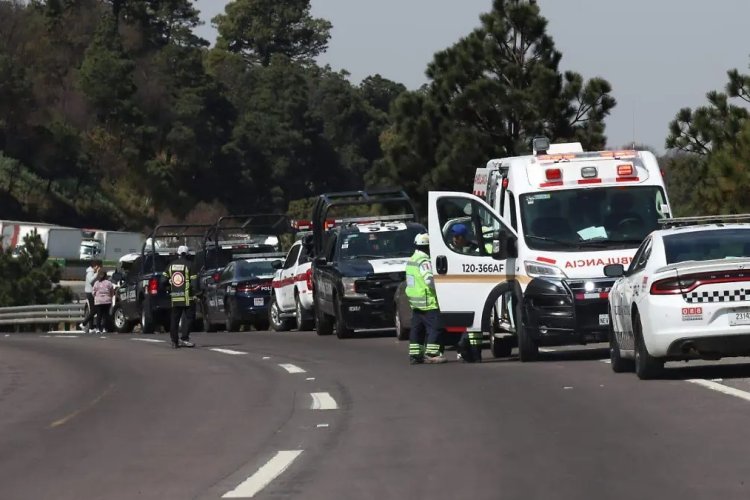 Luego de 12 horas reabren autopista México-Puebla tras accidente vial