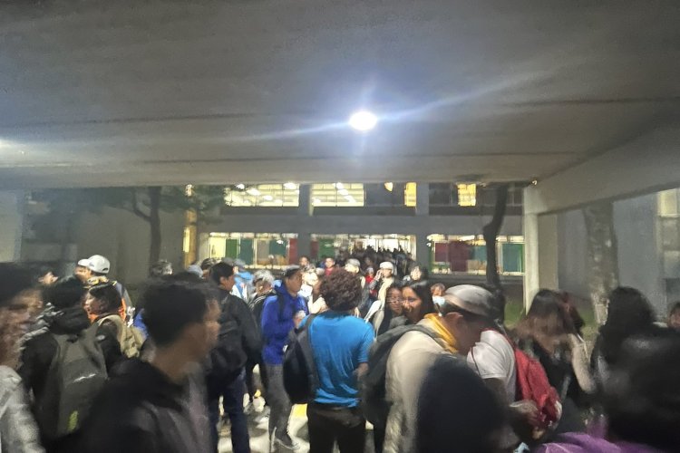Desalojan a estudiantes y personal de UPIICSA por fuga de gas en la CDMX