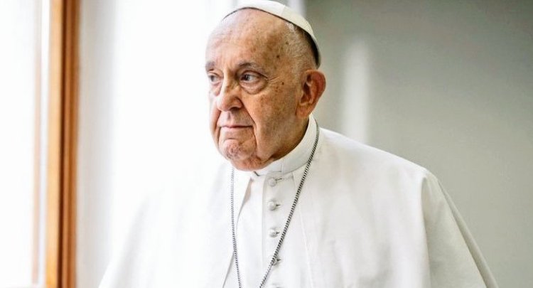 Papa Francisco vuelve a sufrir insuficiencia respiratoria aguda
