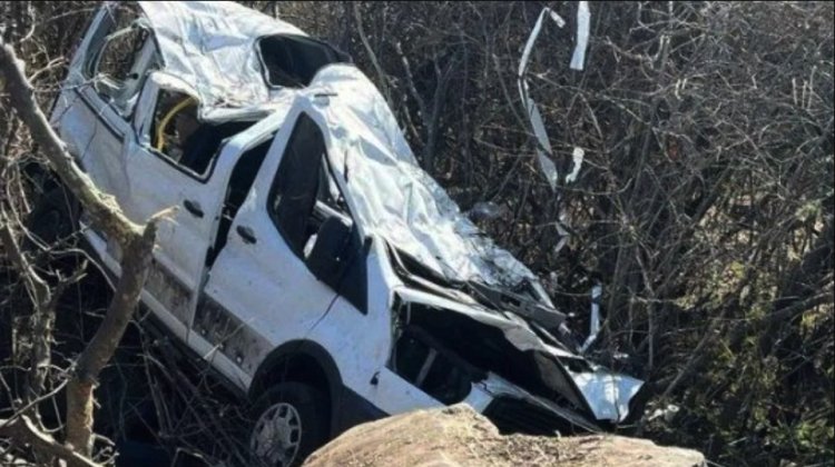 Mueren seis estudiantes de la UG en accidente automovilístico ocasionado por ponchadura de llanta