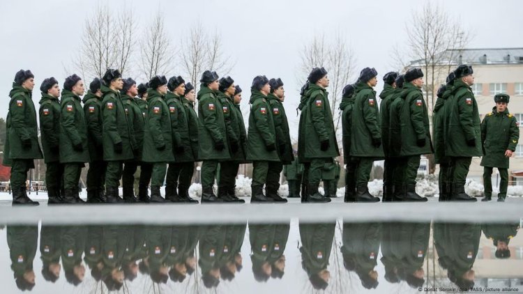 Unos 160 mil reclutas se alistarán en las FFAA de Rusia en los próximos tres meses