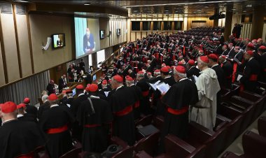 Anuncian fecha para dar inicio con elección del nuevo Papa