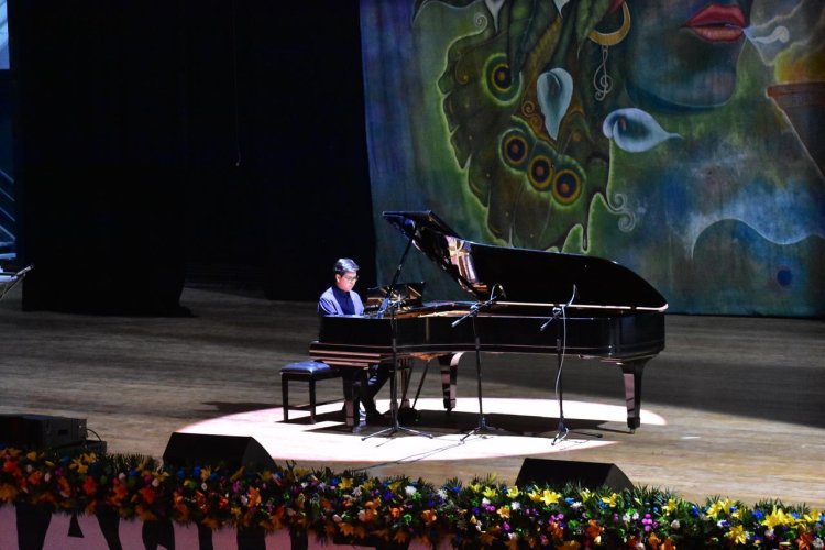 Recital de piano abre actividades de la Espartaqueada Cultural en Tecomatlán, Puebla