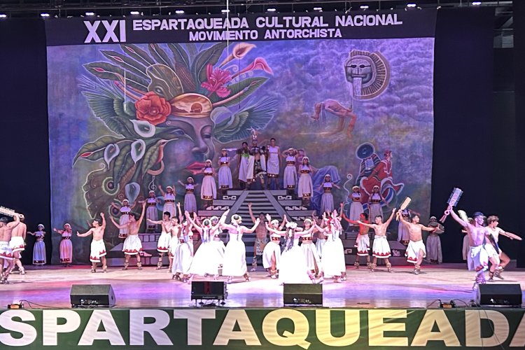 Tras cerrar Espartaqueada, Antorcha llama a México a organizarse y defenderse de la guerra cultural