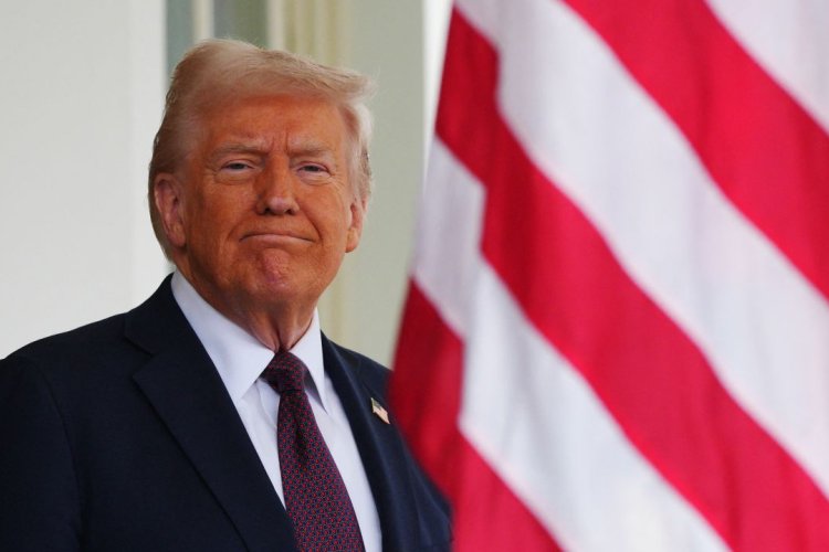 Nivel de aprobación de Trump cae a 42 por ciento, el más bajo tras su asunción