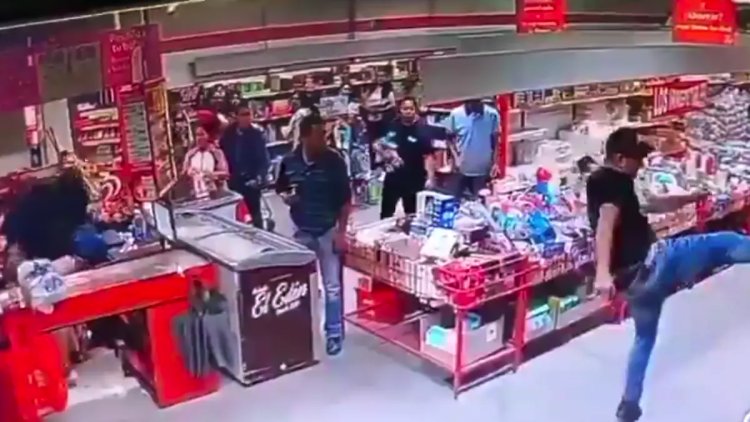 Farderos golpean a trabajadores de una tienda 3B en Ecatepec