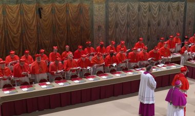 Comienza cónclave en El Vaticano para elegir al nuevo Papa