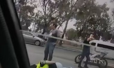 Automóvil atropella y mata a mujer ciclista en Chalco