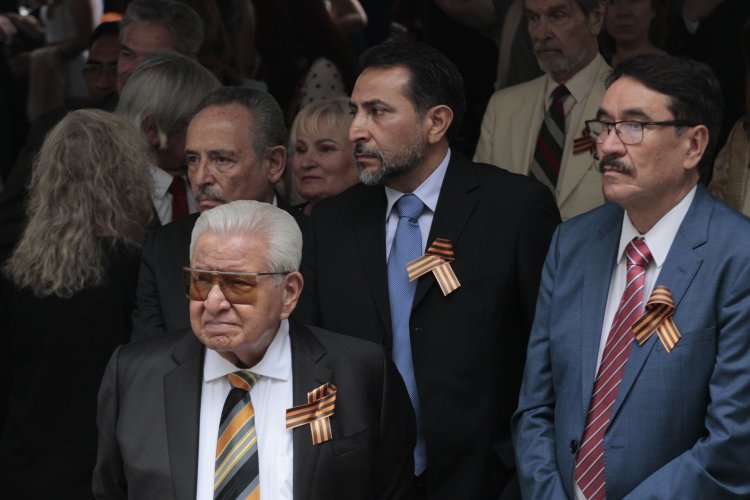 Antorcha participa en los eventos del Día de la Victoria del Pueblo Soviético