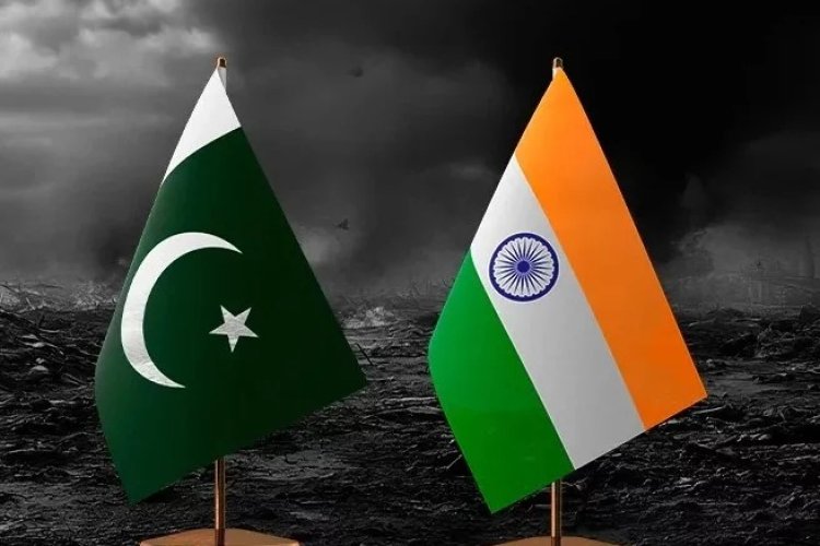 La India y Pakistán examinan retirada de sus tropas en frontera común, según medios