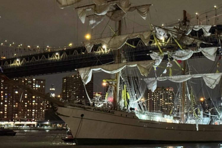 Regresan a México tripulantes del buque de la Marina accidentado que dejó dos muertos en puente de Brooklyn