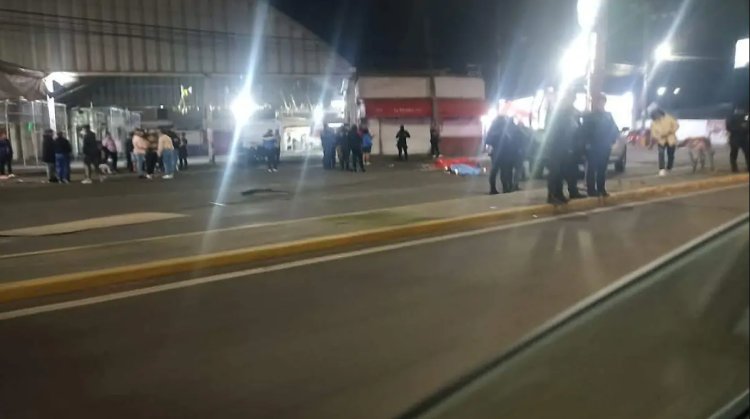 Conductor borracho atropella y mata a un taquero frente al Mercado Evolución de Ixtapaluca