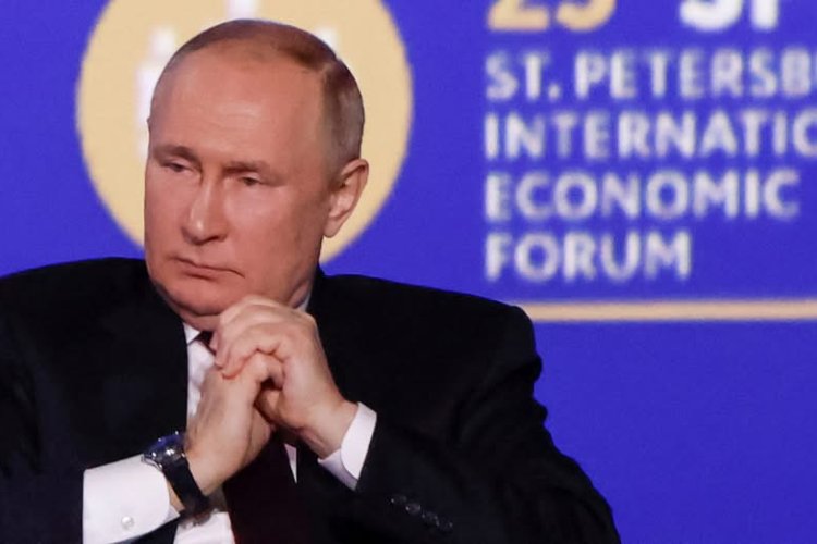 Rusia busca aunar esfuerzos con socios para resolver tareas globales, afirma Putin