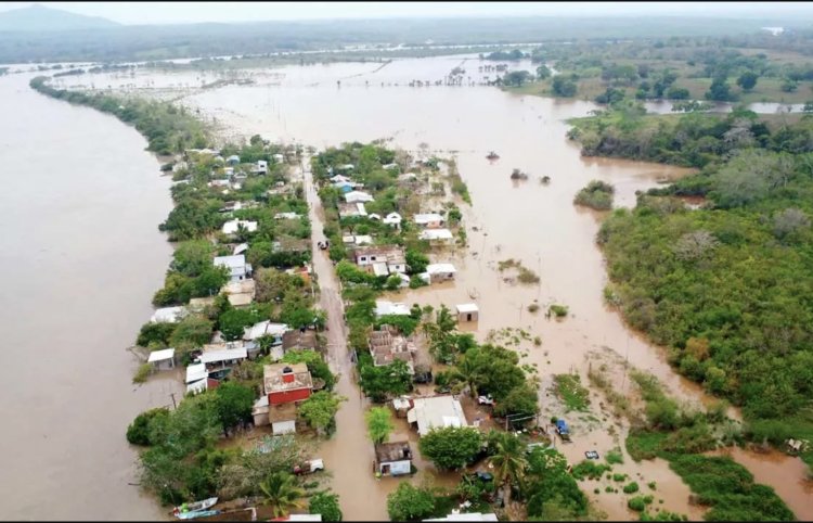 Más de 30 municipios de Veracruz con afectaciones por paso del huracán Erick