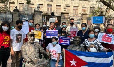 Movimientos populares rechazan retiro de estatuas de Fidel y el “Che” en CDMX