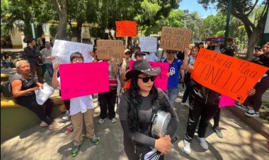Marchan en Texcoco para pedir justicia por perritos asesinados; fiscalía liberó a los presuntos responsables