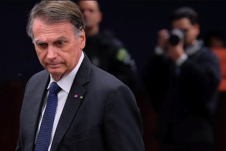 Bolsonaro y su hijo son acusados de maniobrar con Trump para sancionar a Brasil