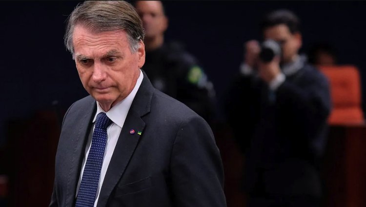 Bolsonaro y su hijo son acusados de maniobrar con Trump para sancionar a Brasil