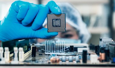 Trump adelanta que anunciará aranceles para los semiconductores y chips