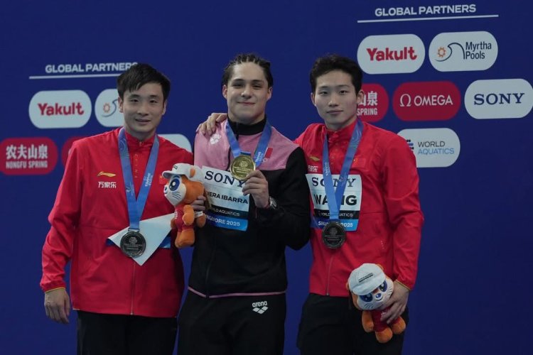 Osmar Olvera es campeón mundial en trampolín 3m; desde 2005 China no perdía en esta categoría