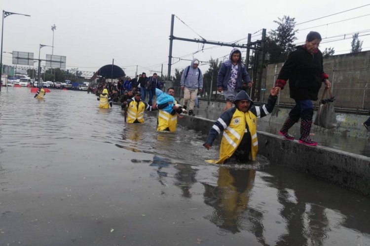 Anuncian construcción de colectores para combatir inundaciones en la Línea A del Metro