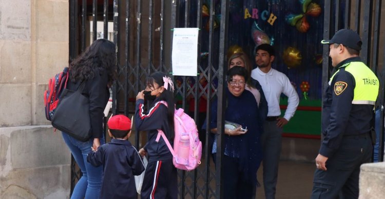 Vuelven a clases casi 24 millones de estudiantes de educación básica
