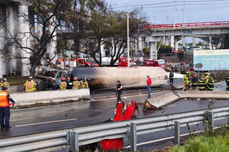 Fiscalía de la CDMX reservada información sobre el caso de la explosión de pipa en Iztapalapa