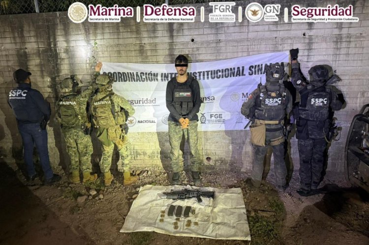 Detienen a presunto miembro de “Los Chapitos” y aseguran armamento en Sinaloa