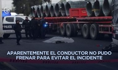 Motociclista muere aplastado por tráiler en la México-Puebla