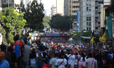 Galería: Miles de venezolanos marchan por la liberación de Maduro a un mes de su secuestro