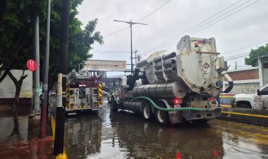 Se inunda la México-Puebla y Valle de Chalco: esto hizo el gobierno