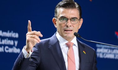 Bolivia confirma gestiones ante el FMI para un crédito de 5 mil mdd