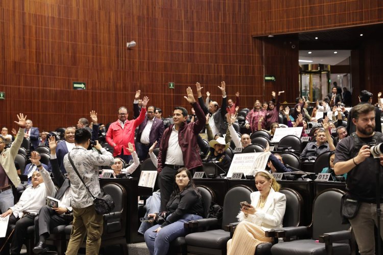 Mayoría de Morena reforma Constitución para anular comicios en caso de intervención