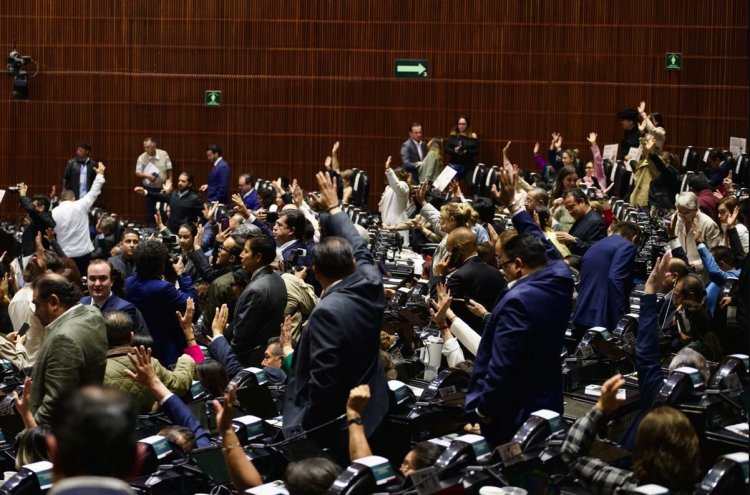 Diputados aprueban aplazar elección judicial de 2027 a 2028